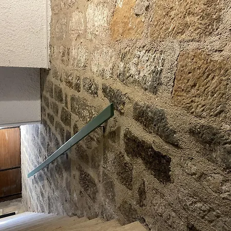 Le Cantou De L Artiste, Centre Apartman *